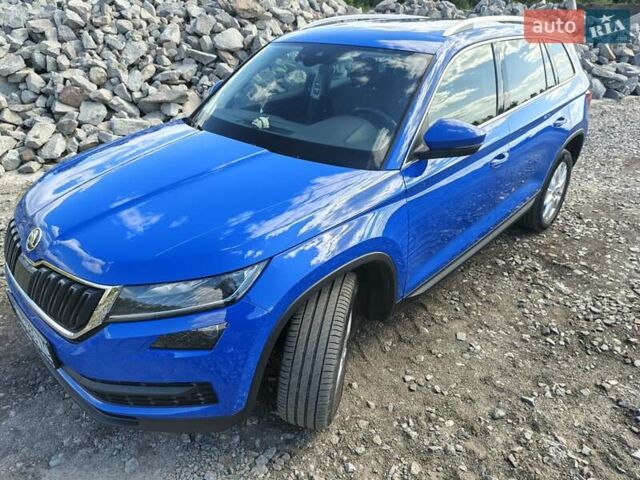 Синий Шкода Kodiaq, объемом двигателя 1.97 л и пробегом 277 тыс. км за 23000 $, фото 1 на Automoto.ua