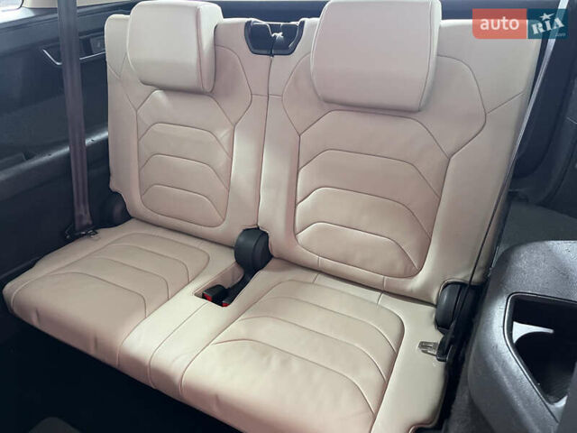 Синій Шкода Kodiaq, об'ємом двигуна 1.97 л та пробігом 173 тис. км за 29950 $, фото 23 на Automoto.ua