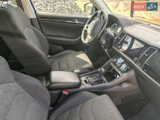 Синий Шкода Kodiaq, объемом двигателя 1.97 л и пробегом 277 тыс. км за 23000 $, фото 41 на Automoto.ua