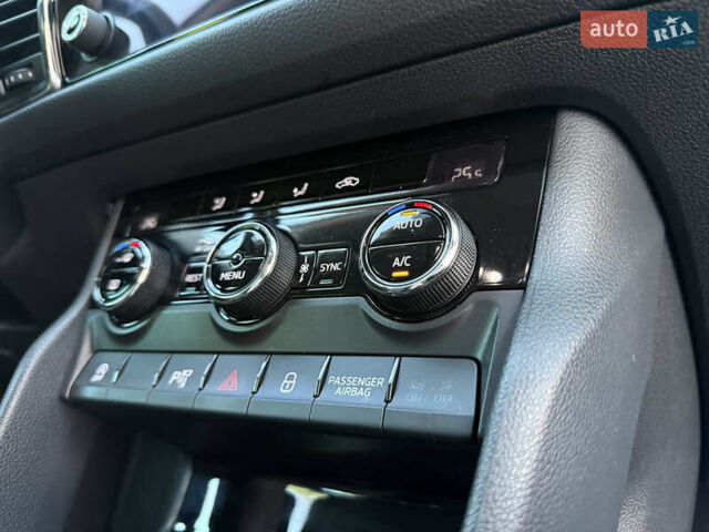 Синій Шкода Kodiaq, об'ємом двигуна 1.97 л та пробігом 231 тис. км за 24950 $, фото 80 на Automoto.ua