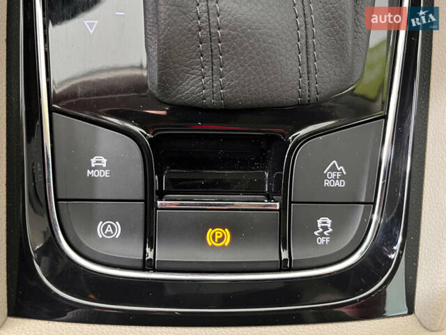 Синій Шкода Kodiaq, об'ємом двигуна 1.97 л та пробігом 173 тис. км за 29950 $, фото 29 на Automoto.ua