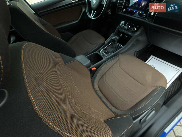 Синий Шкода Kodiaq, объемом двигателя 1.97 л и пробегом 236 тыс. км за 23950 $, фото 63 на Automoto.ua