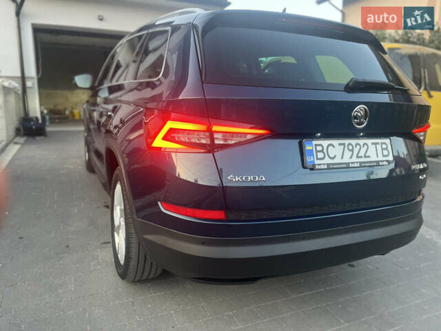 Синий Шкода Kodiaq, объемом двигателя 1.97 л и пробегом 159 тыс. км за 30500 $, фото 14 на Automoto.ua