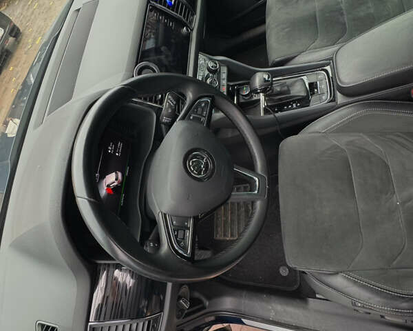 Синій Шкода Kodiaq, об'ємом двигуна 1.97 л та пробігом 233 тис. км за 26900 $, фото 10 на Automoto.ua