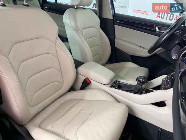 Синій Шкода Kodiaq, об'ємом двигуна 1.97 л та пробігом 173 тис. км за 29950 $, фото 8 на Automoto.ua