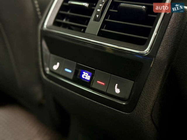 Синий Шкода Kodiaq, объемом двигателя 1.97 л и пробегом 105 тыс. км за 33999 $, фото 39 на Automoto.ua