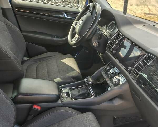 Синий Шкода Kodiaq, объемом двигателя 1.97 л и пробегом 277 тыс. км за 23000 $, фото 83 на Automoto.ua