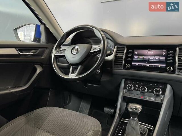 Шкода Kodiaq 2018 у Києві на Automoto.ua Синій Шкода Kodiaq, об'ємом двигуна 2 л та пробігом 200 тис. км за 23700 $, фото 38 на Automoto.ua