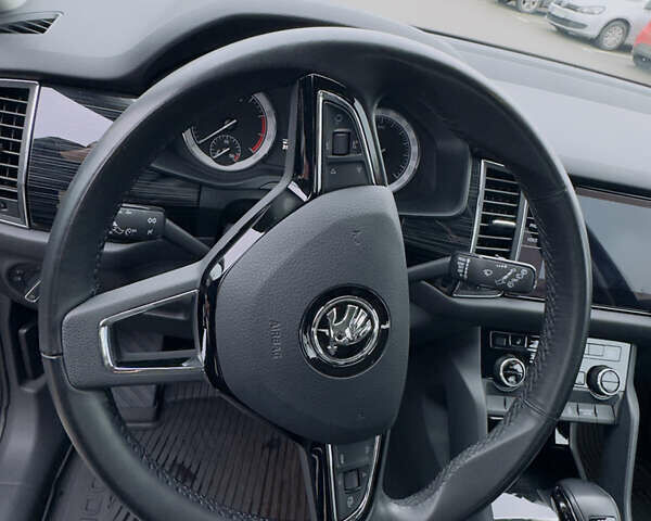 Синий Шкода Kodiaq, объемом двигателя 1.98 л и пробегом 32 тыс. км за 28800 $, фото 15 на Automoto.ua