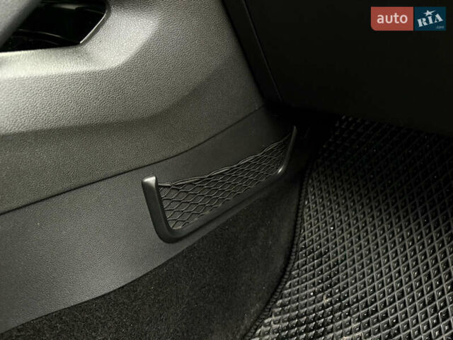 Синий Шкода Kodiaq, объемом двигателя 1.97 л и пробегом 105 тыс. км за 33999 $, фото 32 на Automoto.ua