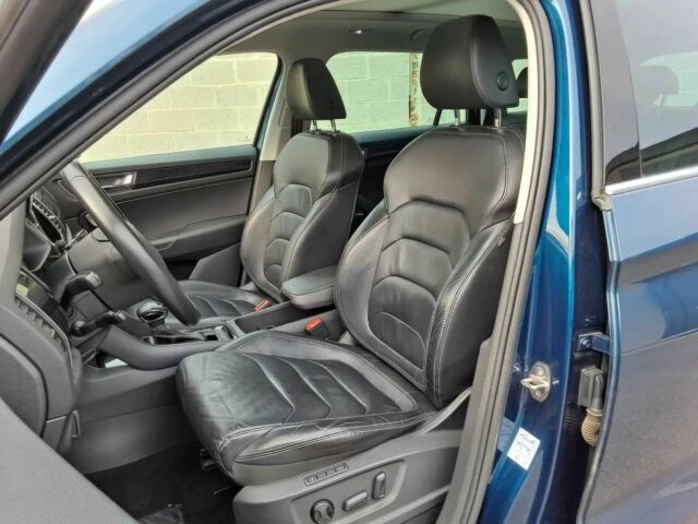 Синій Шкода Kodiaq, об'ємом двигуна 1.5 л та пробігом 36 тис. км за 23000 $, фото 7 на Automoto.ua