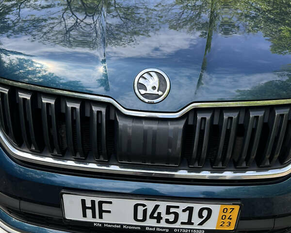 Шкода Kodiaq 2019 в Киеве на Automoto.ua Синий Шкода Kodiaq, объемом двигателя 1.97 л и пробегом 240 тыс. км за 28000 $, фото 25 на Automoto.ua