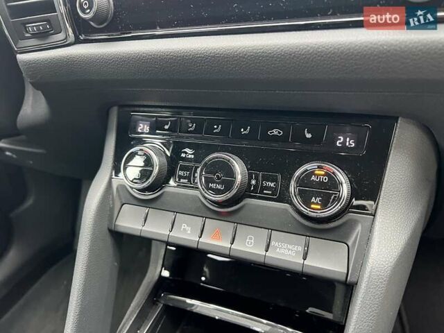 Синій Шкода Kodiaq, об'ємом двигуна 1.98 л та пробігом 92 тис. км за 25485 $, фото 30 на Automoto.ua