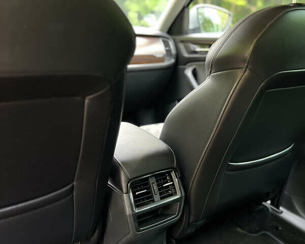 Шкода Kodiaq 2019 в Киеве на Automoto.ua Синий Шкода Kodiaq, объемом двигателя 1.97 л и пробегом 240 тыс. км за 28000 $, фото 35 на Automoto.ua