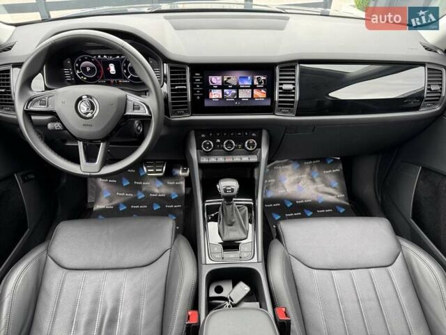 Синій Шкода Kodiaq, об'ємом двигуна 2 л та пробігом 104 тис. км за 33900 $, фото 3 на Automoto.ua