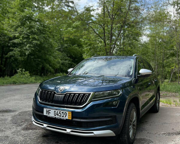 Шкода Kodiaq 2019 в Киеве на Automoto.ua Синий Шкода Kodiaq, объемом двигателя 1.97 л и пробегом 240 тыс. км за 28000 $, фото 3 на Automoto.ua