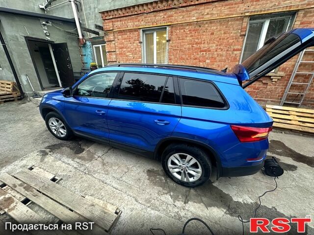 Синий Шкода Kodiaq, объемом двигателя 2 л и пробегом 232 тыс. км за 18000 $, фото 4 на Automoto.ua