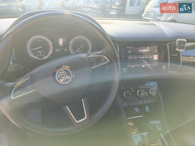 Синий Шкода Kodiaq, объемом двигателя 1.98 л и пробегом 105 тыс. км за 27500 $, фото 16 на Automoto.ua