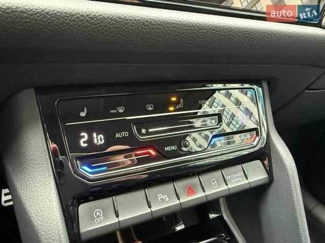 Синий Шкода Kodiaq, объемом двигателя 1.97 л и пробегом 178 тыс. км за 30000 $, фото 33 на Automoto.ua