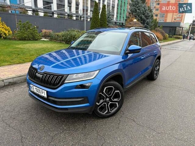 Синий Шкода Kodiaq, объемом двигателя 1.97 л и пробегом 178 тыс. км за 30000 $, фото 4 на Automoto.ua