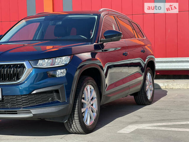 Синій Шкода Kodiaq, об'ємом двигуна 1.97 л та пробігом 65 тис. км за 37600 $, фото 8 на Automoto.ua