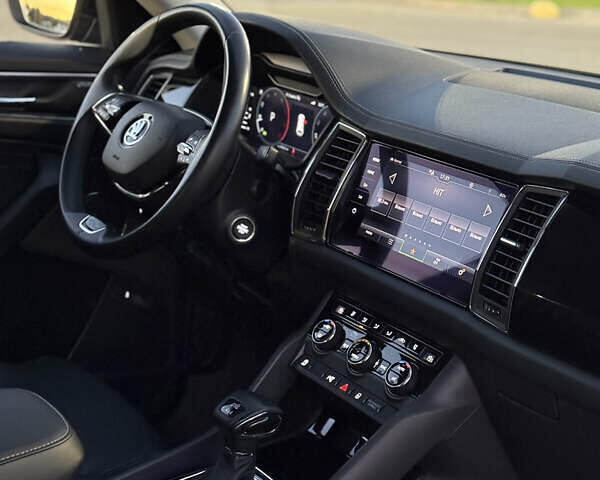Синий Шкода Kodiaq, объемом двигателя 1.97 л и пробегом 199 тыс. км за 32900 $, фото 38 на Automoto.ua