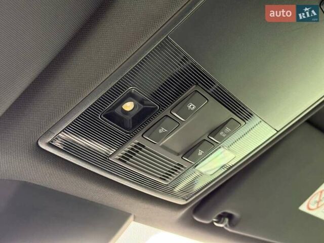 Синій Шкода Kodiaq, об'ємом двигуна 1.97 л та пробігом 47 тис. км за 39700 $, фото 49 на Automoto.ua