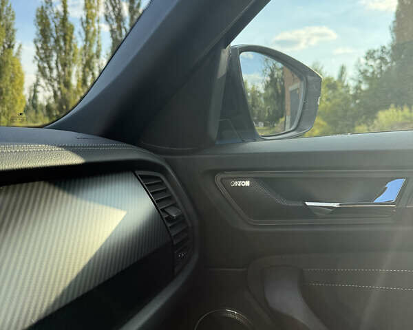 Синий Шкода Kodiaq, объемом двигателя 1.98 л и пробегом 71 тыс. км за 39500 $, фото 22 на Automoto.ua