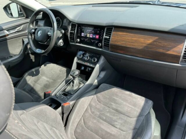 Синий Шкода Kodiaq, объемом двигателя 2 л и пробегом 27 тыс. км за 20000 $, фото 8 на Automoto.ua