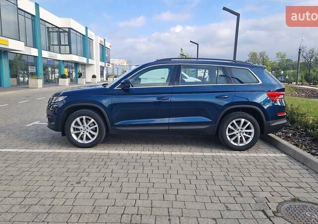 Шкода Kodiaq 2021 в Львове на Automoto.ua Синий Шкода Kodiaq, объемом двигателя 1.98 л и пробегом 67 тыс. км за 33000 $, фото 5 на Automoto.ua