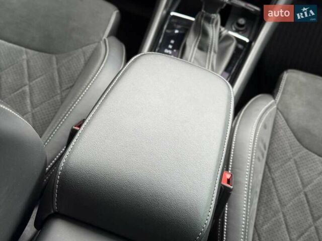 Синий Шкода Kodiaq, объемом двигателя 1.97 л и пробегом 47 тыс. км за 39500 $, фото 54 на Automoto.ua