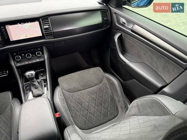 Синий Шкода Kodiaq, объемом двигателя 1.97 л и пробегом 47 тыс. км за 39500 $, фото 57 на Automoto.ua