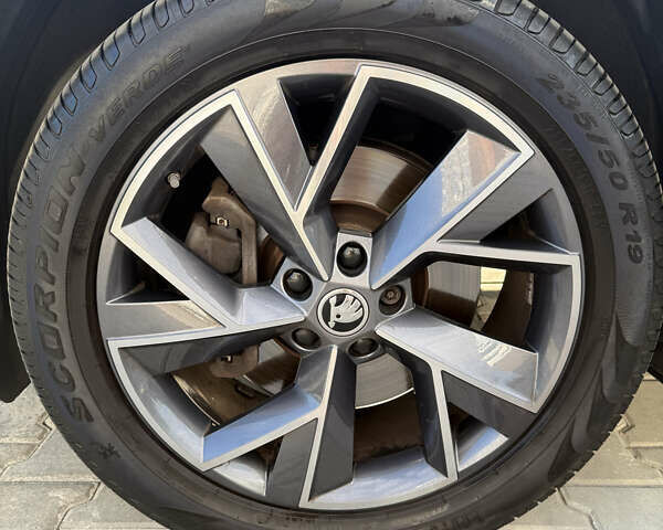 Синий Шкода Kodiaq, объемом двигателя 1.98 л и пробегом 71 тыс. км за 39500 $, фото 21 на Automoto.ua