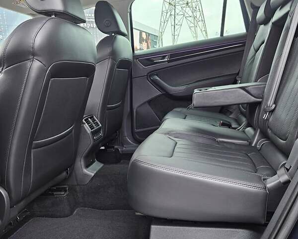 Синий Шкода Kodiaq, объемом двигателя 1.97 л и пробегом 48 тыс. км за 43800 $, фото 36 на Automoto.ua