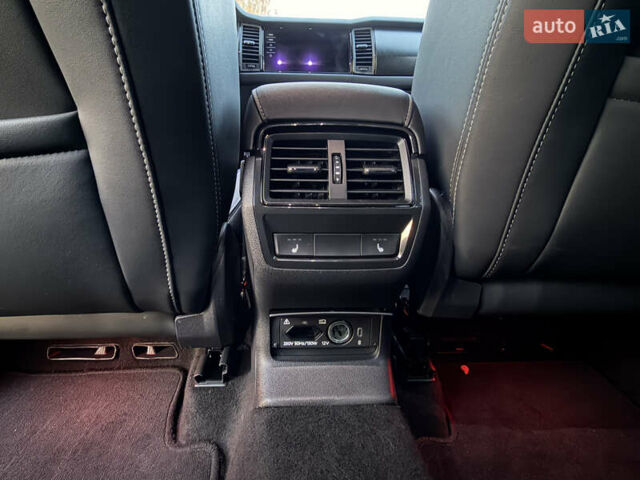 Синий Шкода Kodiaq, объемом двигателя 1.97 л и пробегом 202 тыс. км за 33900 $, фото 50 на Automoto.ua