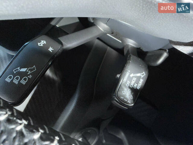 Синий Шкода Kodiaq, объемом двигателя 1.97 л и пробегом 202 тыс. км за 33900 $, фото 40 на Automoto.ua