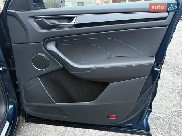 Синий Шкода Kodiaq, объемом двигателя 1.97 л и пробегом 104 тыс. км за 39999 $, фото 57 на Automoto.ua