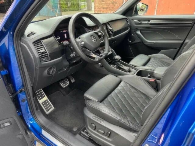 Синий Шкода Kodiaq, объемом двигателя 2 л и пробегом 16 тыс. км за 24400 $, фото 5 на Automoto.ua