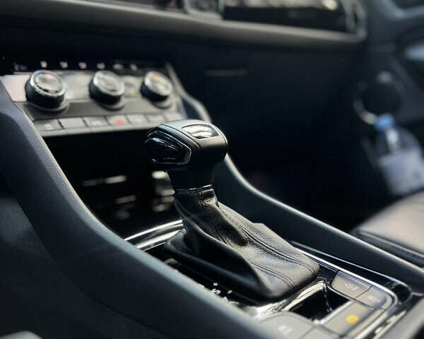 Синий Шкода Kodiaq, объемом двигателя 1.97 л и пробегом 47 тыс. км за 45000 $, фото 14 на Automoto.ua