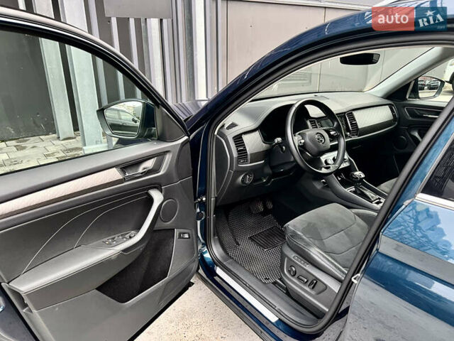 Синий Шкода Kodiaq, объемом двигателя 1.97 л и пробегом 50 тыс. км за 38500 $, фото 13 на Automoto.ua