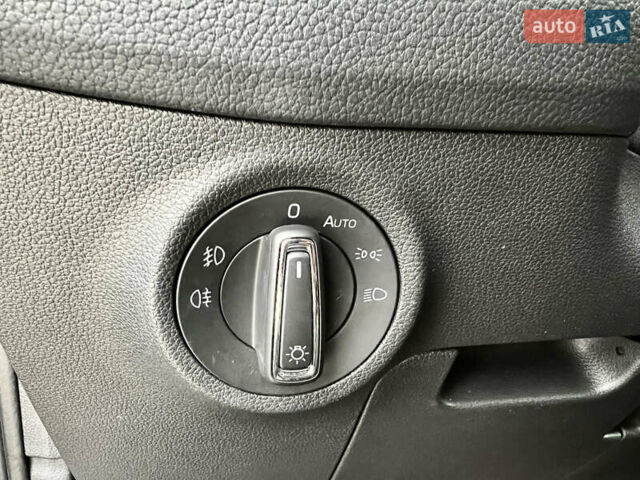 Синий Шкода Kodiaq, объемом двигателя 1.97 л и пробегом 50 тыс. км за 38500 $, фото 19 на Automoto.ua