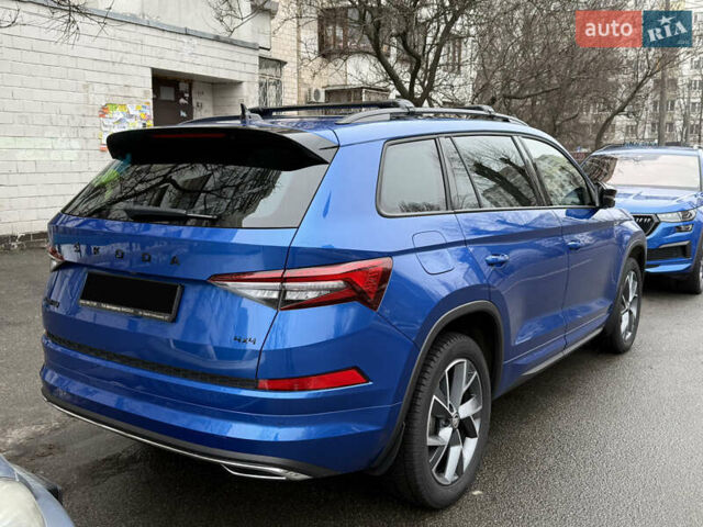 Шкода Kodiaq 2024 в Киеве на Automoto.ua Синий Шкода Kodiaq, объемом двигателя 1.97 л и пробегом 13 тыс. км за 49200 $, фото 7 на Automoto.ua