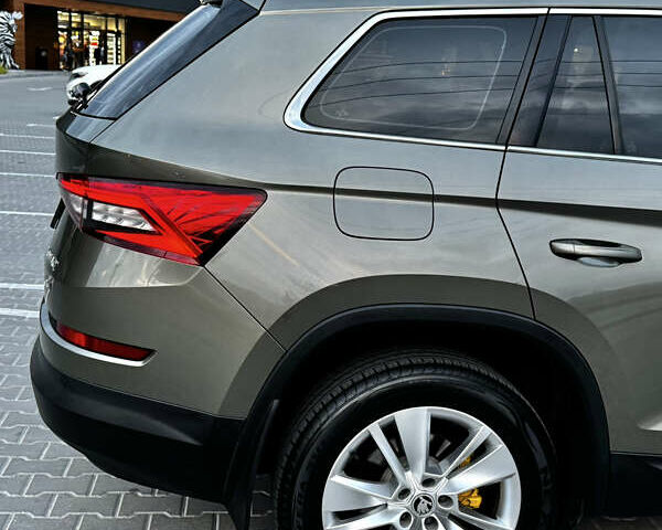 Зеленый Шкода Kodiaq, объемом двигателя 1.97 л и пробегом 170 тыс. км за 25300 $, фото 41 на Automoto.ua