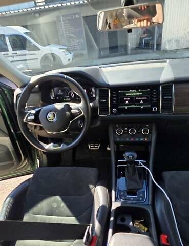 Зеленый Шкода Kodiaq, объемом двигателя 1.97 л и пробегом 69 тыс. км за 33500 $, фото 31 на Automoto.ua