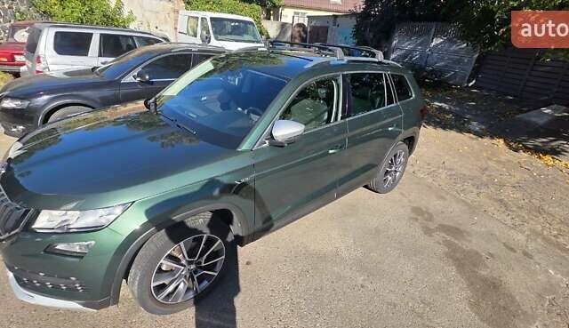 Зеленый Шкода Kodiaq, объемом двигателя 1.97 л и пробегом 69 тыс. км за 33500 $, фото 56 на Automoto.ua