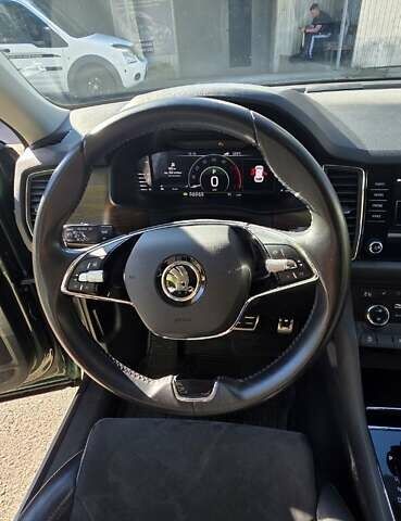 Зеленый Шкода Kodiaq, объемом двигателя 1.97 л и пробегом 69 тыс. км за 33500 $, фото 35 на Automoto.ua