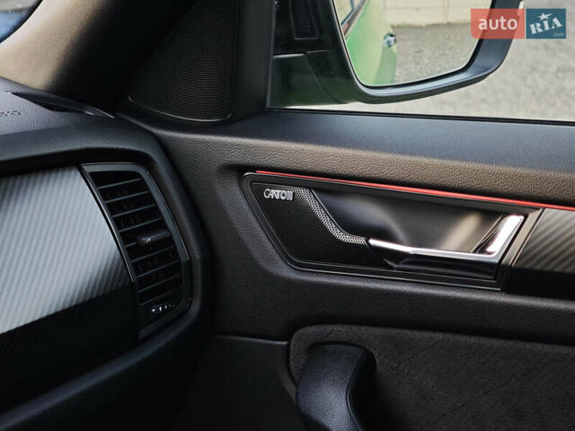 Зеленый Шкода Kodiaq, объемом двигателя 1.97 л и пробегом 162 тыс. км за 37499 $, фото 70 на Automoto.ua