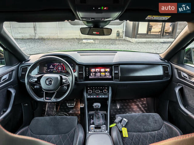 Зеленый Шкода Kodiaq, объемом двигателя 1.97 л и пробегом 162 тыс. км за 37499 $, фото 32 на Automoto.ua