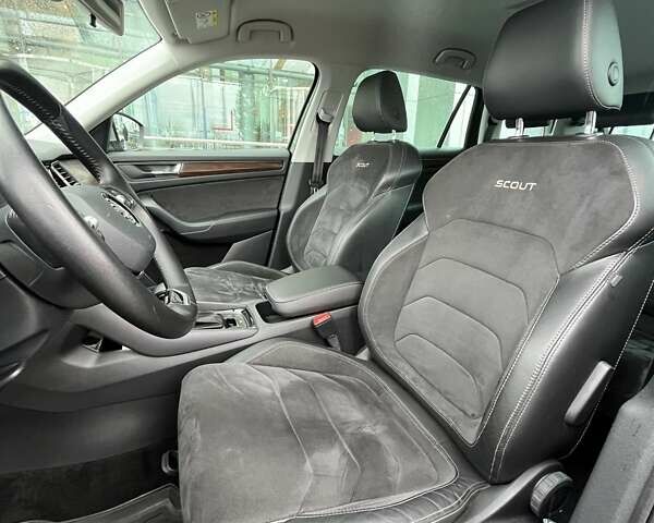 Зеленый Шкода Kodiaq, объемом двигателя 1.97 л и пробегом 71 тыс. км за 30559 $, фото 18 на Automoto.ua