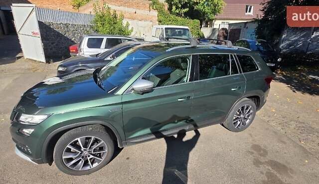 Зеленый Шкода Kodiaq, объемом двигателя 1.97 л и пробегом 69 тыс. км за 33500 $, фото 54 на Automoto.ua